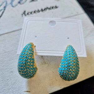 18kt Yellow Gold Plated Turquoise Teardrop Earrings